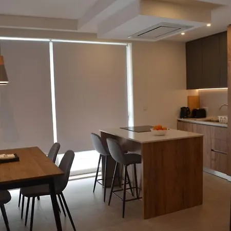 Sliema, Stylish 2 Bedroom With Parking *